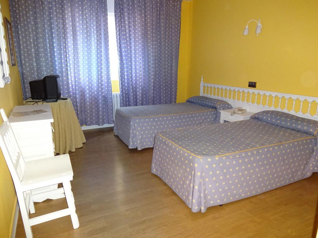 Hotel Millan Negreira Ngoại thất bức ảnh