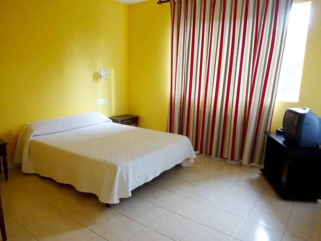 Hotel Millan Negreira Ngoại thất bức ảnh